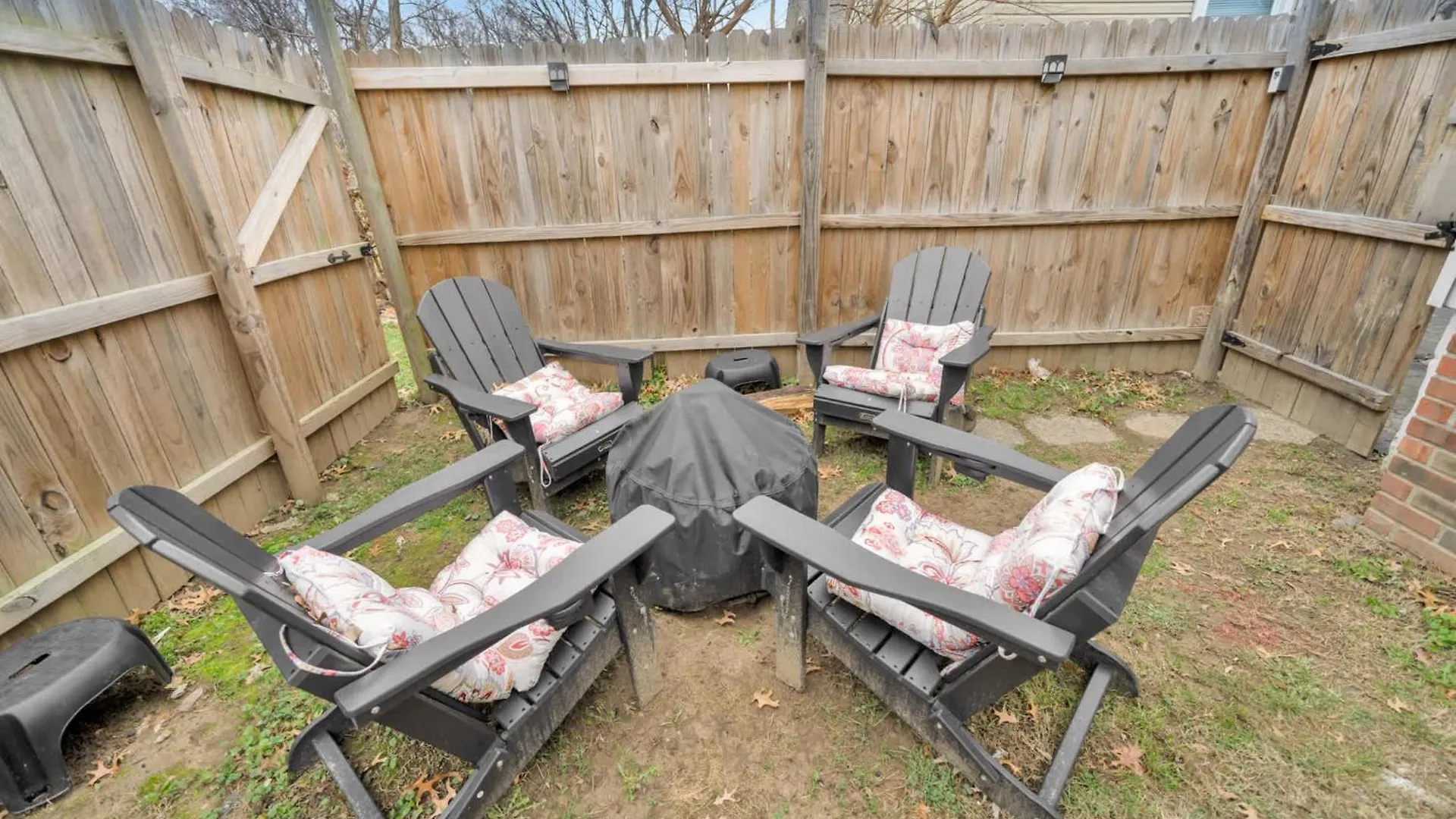 Spacious 4Br Home With Cozy Vibes In Louisville