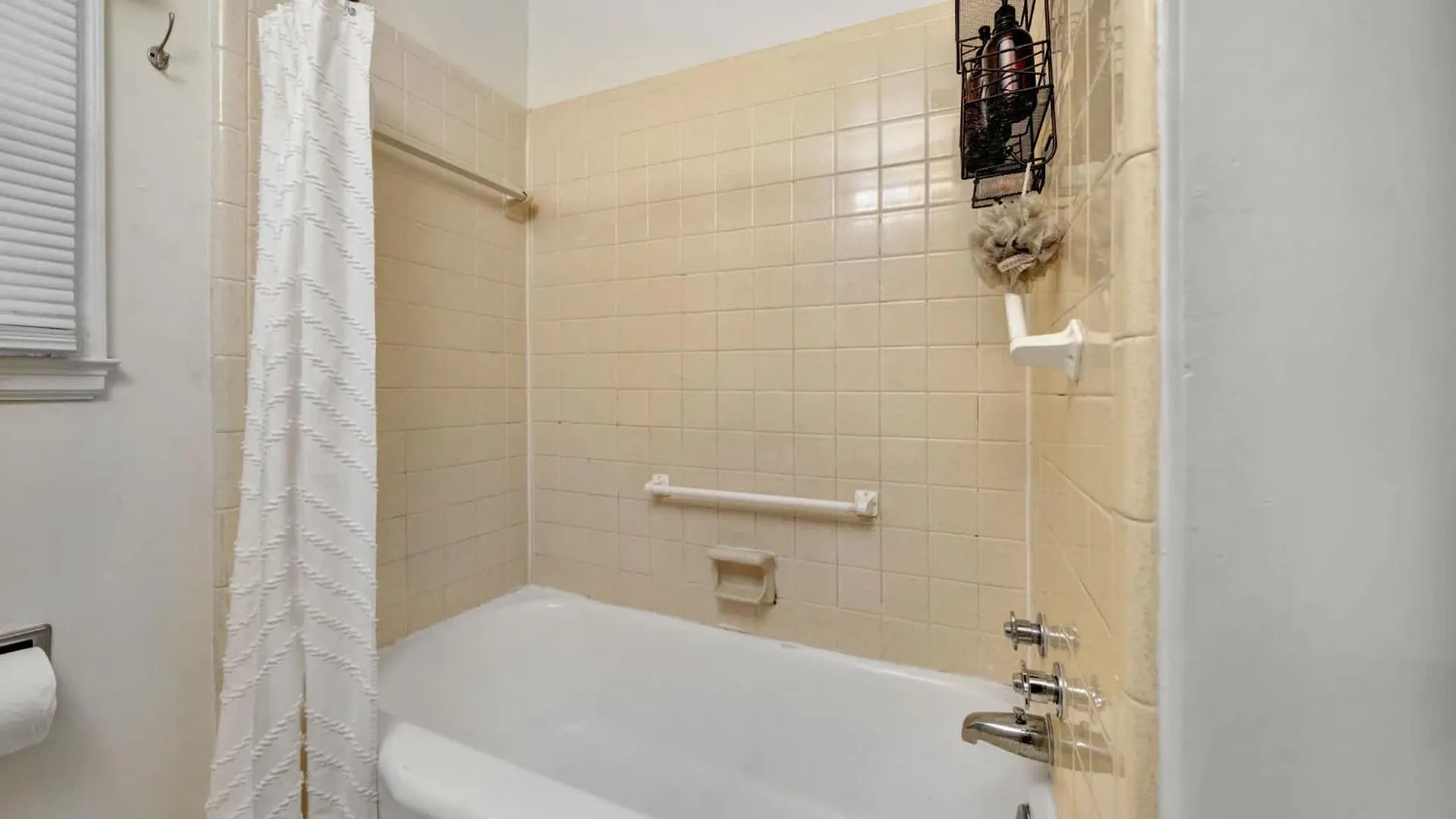Spacious 4Br Home With Cozy Vibes In Louisville Tatil Evi