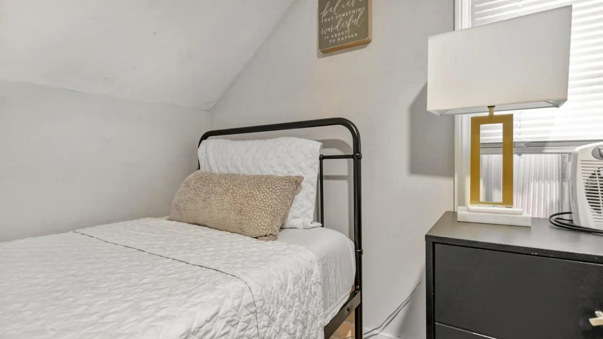 Spacious 4Br Home With Cozy Vibes In Louisville Tatil Evi